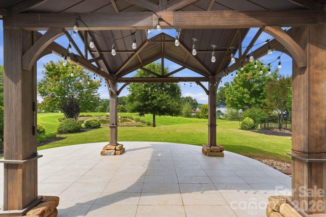 108 Heron Cove Loop, Mooresville, NC 28117