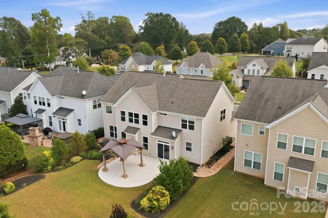 108 Heron Cove Loop, Mooresville, NC 28117