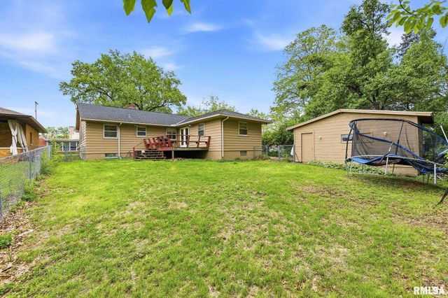3221 N TWELVE OAKS Drive, Peoria, IL 61604