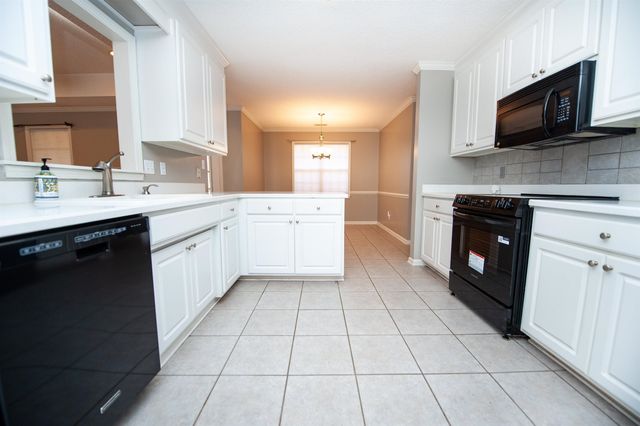 372 W Autumn Ridge Road, Moore, SC 29369