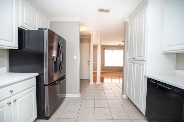 372 W Autumn Ridge Road, Moore, SC 29369