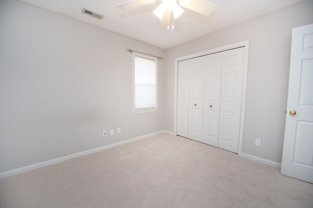 372 W Autumn Ridge Road, Moore, SC 29369