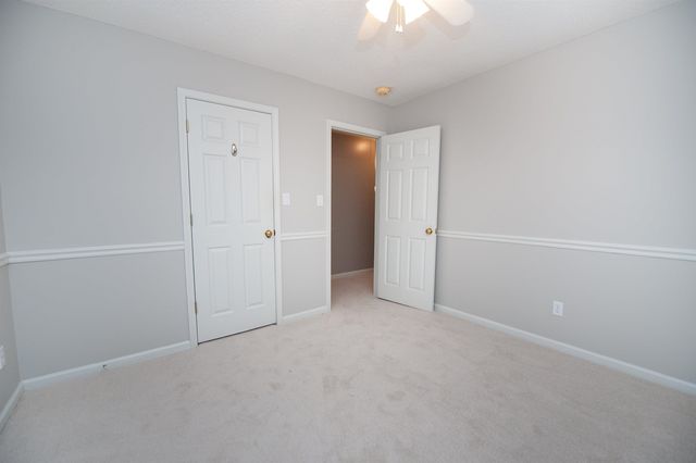 372 W Autumn Ridge Road, Moore, SC 29369