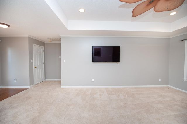 372 W Autumn Ridge Road, Moore, SC 29369