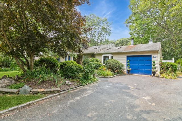 18 Linden Avenue, Kings Park, NY 11754