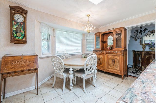 18 Linden Avenue, Kings Park, NY 11754