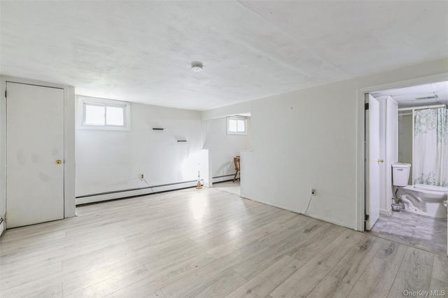 18 Linden Avenue, Kings Park, NY 11754
