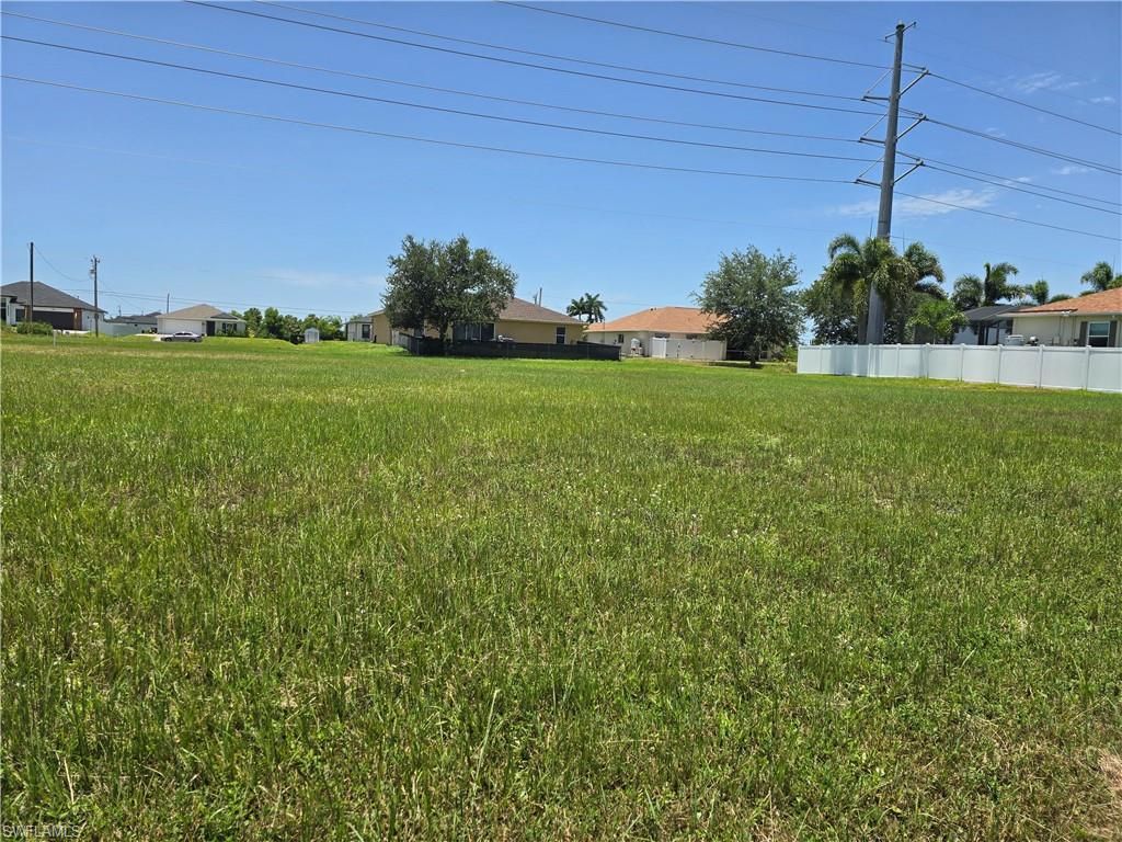 26 24th AVE, CAPE CORAL, FL 33993 — photo 3