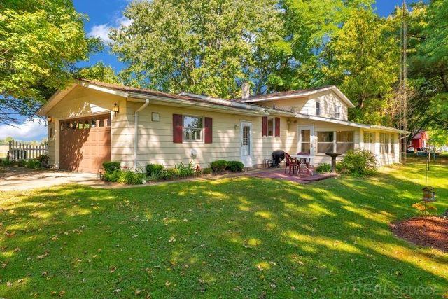 4204 Peck Road, Lexington Twp, MI 48422