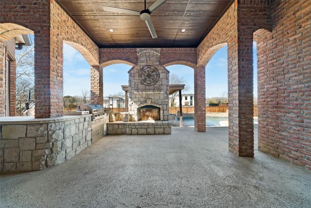 4900 Rockrimmon Court, Colleyville, TX 76034