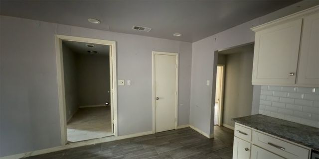 5505 Wainwright Drive, Fort Worth, TX 76112