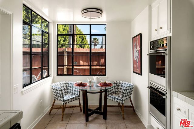 1148 Chelsea Avenue 1, Santa Monica, CA 90403