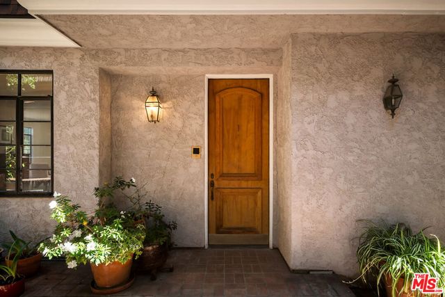 1148 Chelsea Avenue 1, Santa Monica, CA 90403