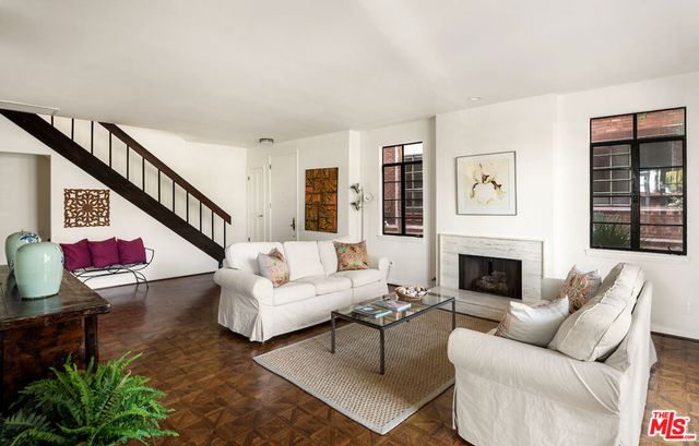 1148 Chelsea Avenue 1, Santa Monica, CA 90403