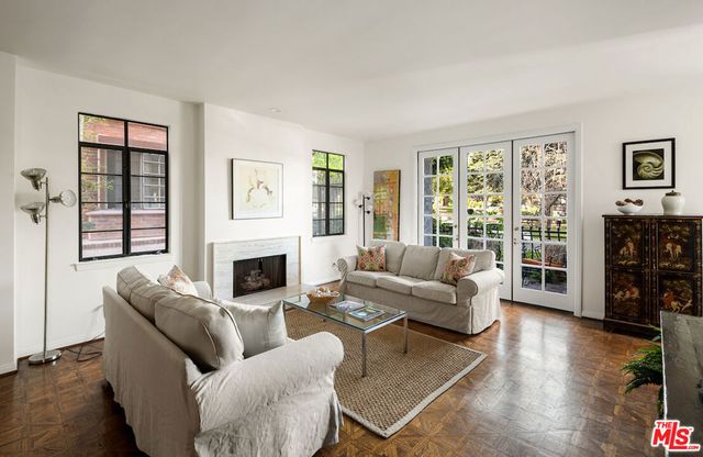 1148 Chelsea Avenue 1, Santa Monica, CA 90403