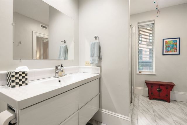 96 Waltham 2, Boston, MA 02118