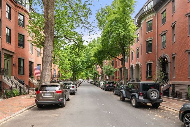 96 Waltham 2, Boston, MA 02118