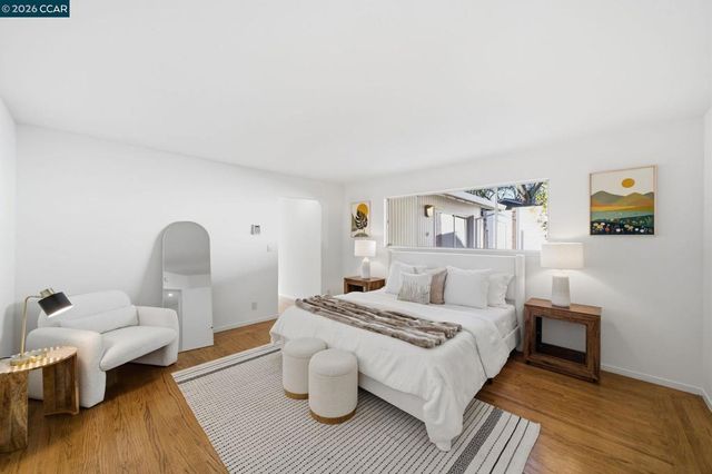 38 Vista Del Mar, Orinda, CA 94563