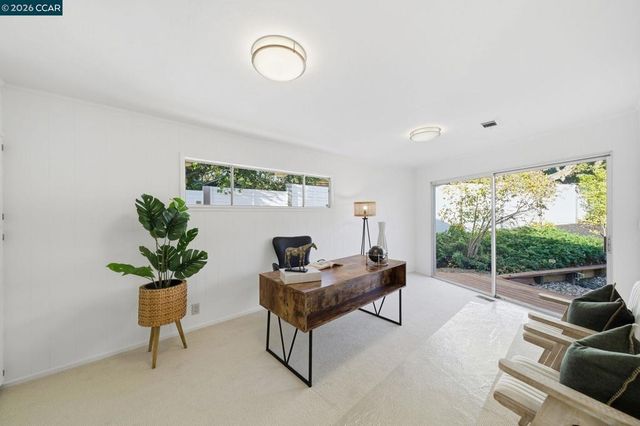 38 Vista Del Mar, Orinda, CA 94563