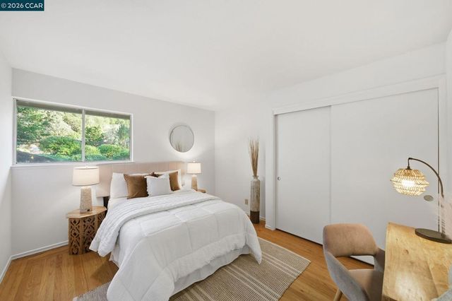 38 Vista Del Mar, Orinda, CA 94563