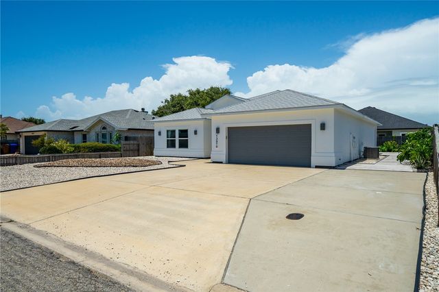 13970 Mainsail St, Corpus Christi, TX 78418