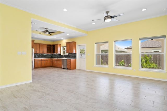 13970 Mainsail St, Corpus Christi, TX 78418