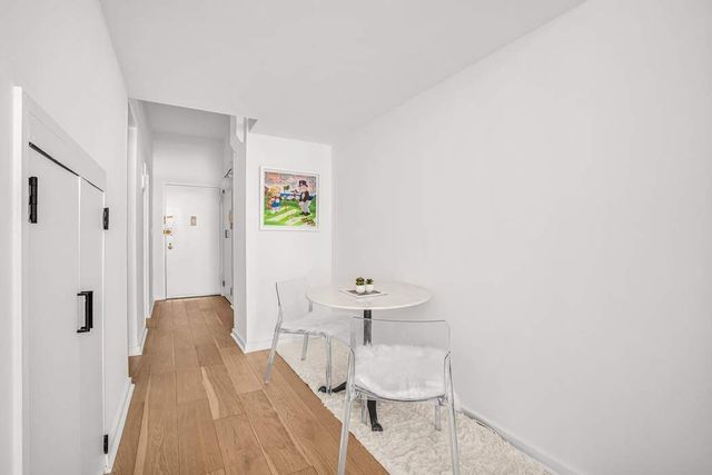 310 E 23rd St Apt 4B, New York City, NY 10010