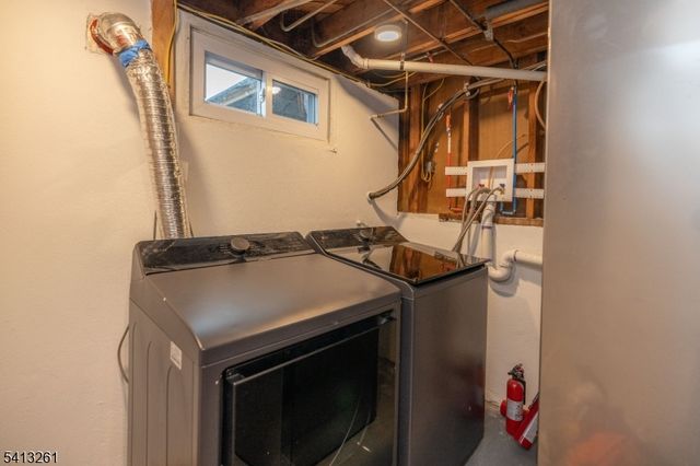 175 Rosewood Ln, Woodbridge Twp., NJ 07064