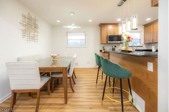 175 Rosewood Ln, Woodbridge Twp., NJ 07064