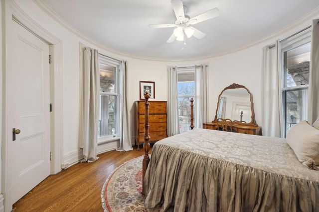 1203 Mount Curve Avenue, Minneapolis, MN 55403