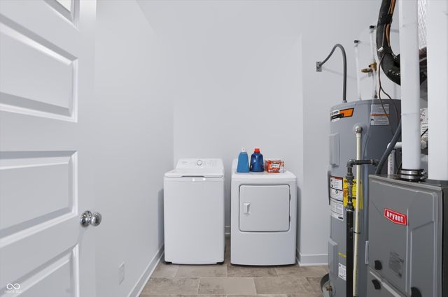 2746 Salem Place, Greenwood, IN 46143