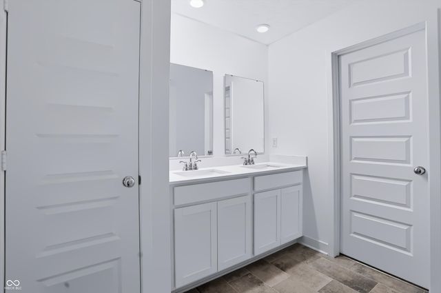 2746 Salem Place, Greenwood, IN 46143