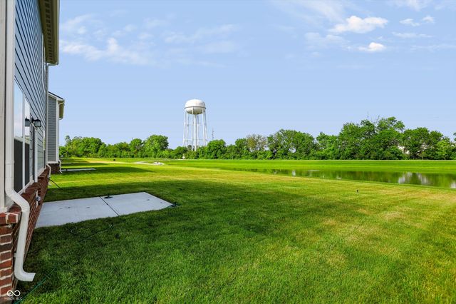 2746 Salem Place, Greenwood, IN 46143