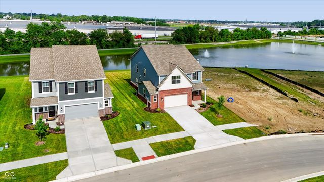 2746 Salem Place, Greenwood, IN 46143