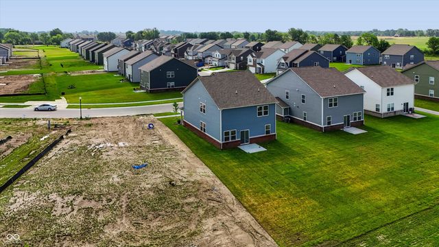 2746 Salem Place, Greenwood, IN 46143