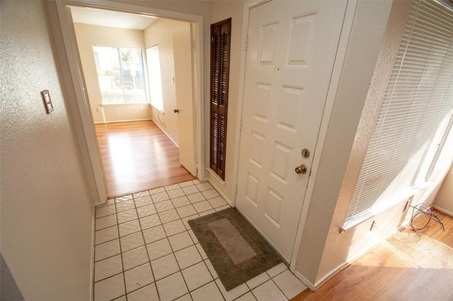 12133 Bob White Drive, Houston, TX 77035