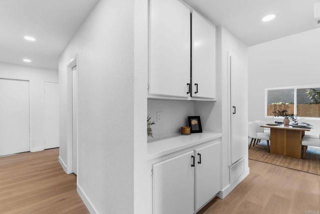 9604 Paseo Montril, San Diego, CA 92129