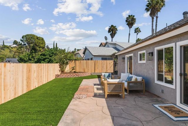 9604 Paseo Montril, San Diego, CA 92129