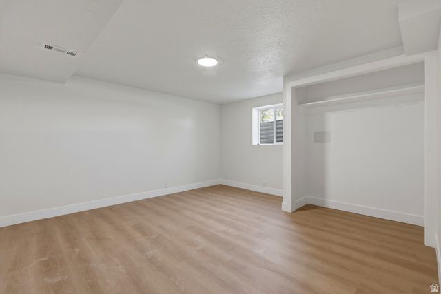 1358 E MAPLEWOOD DR, Murray, UT 84121