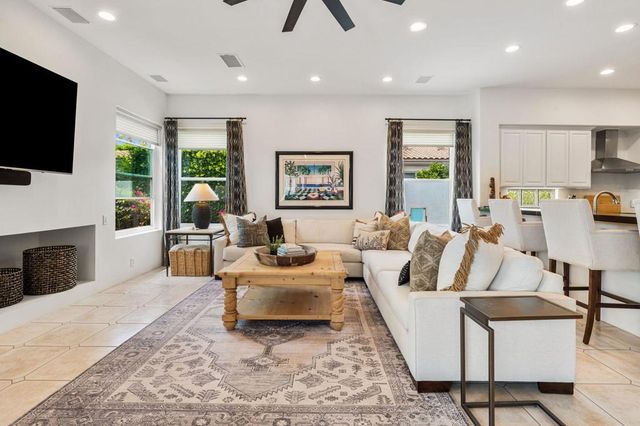 85 Appian Way, Palm Desert, CA 92211
