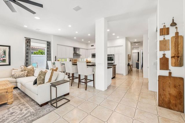 85 Appian Way, Palm Desert, CA 92211