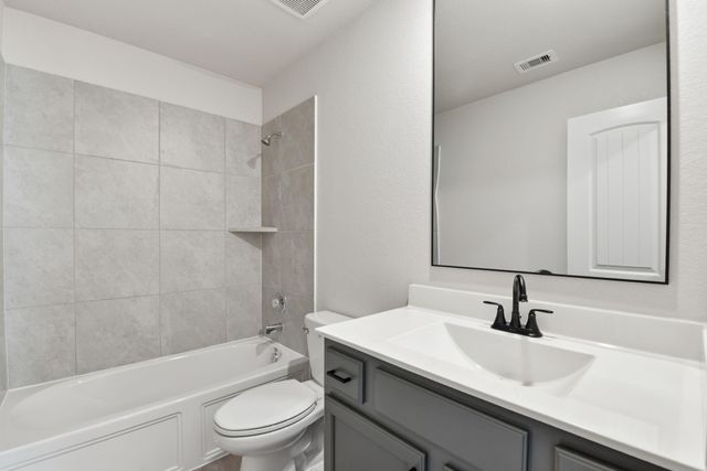 4332 Mocking Run Lane, Dickinson, TX 77539