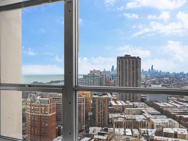 655 W Irving Park Road 3315, Chicago, IL 60613