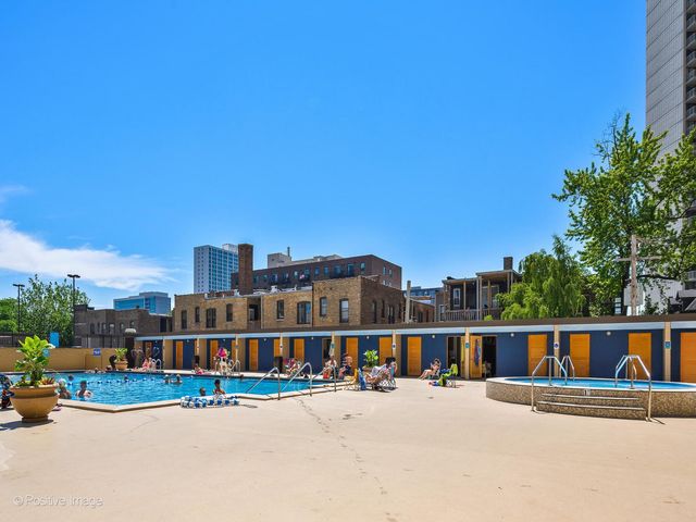 655 W Irving Park Road 3315, Chicago, IL 60613