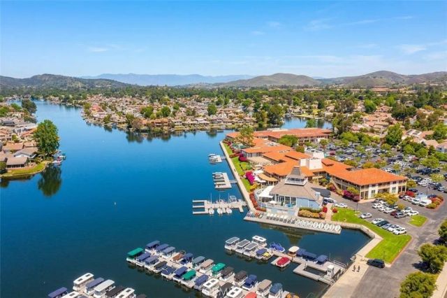 90 Sherwood, Westlake Village, CA 91361