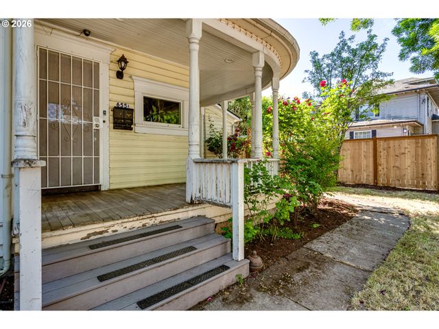 655 MONROE St, Eugene, OR 97402