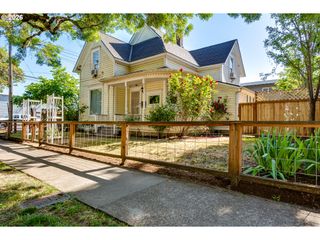 655 MONROE St, Eugene, OR 97402