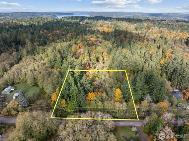 5787 E Collins Road, Port Orchard, WA 98366