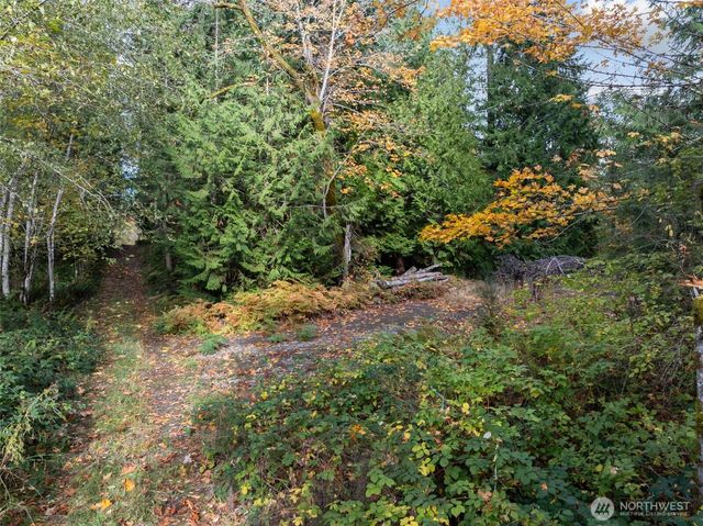 5787 E Collins Road, Port Orchard, WA 98366