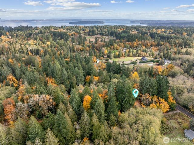 5787 E Collins Road, Port Orchard, WA 98366